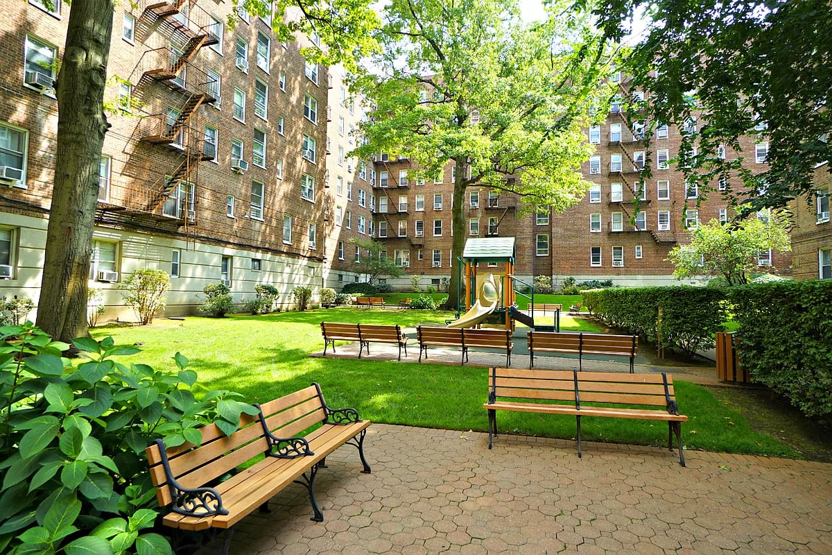 72-81 113th Street Unit: 5F