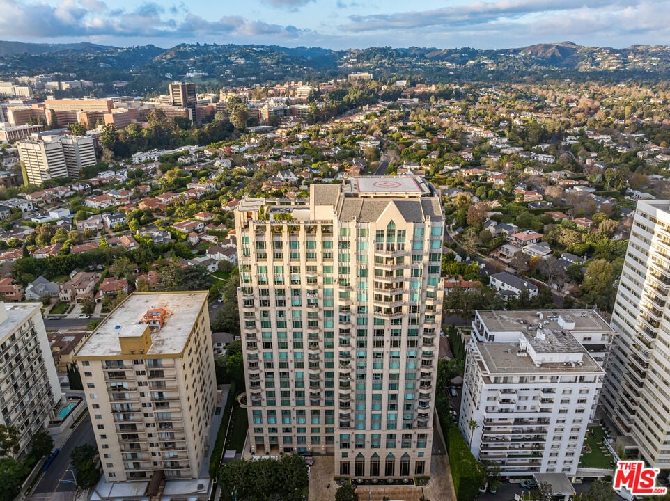 10727 Wilshire Blvd #1805