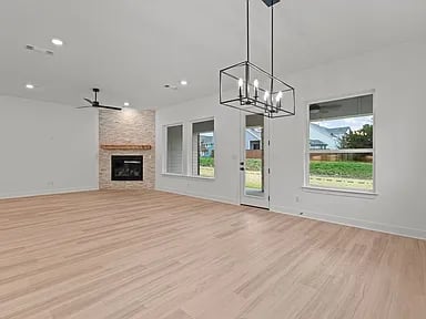 204 Sage Thrasher Cir