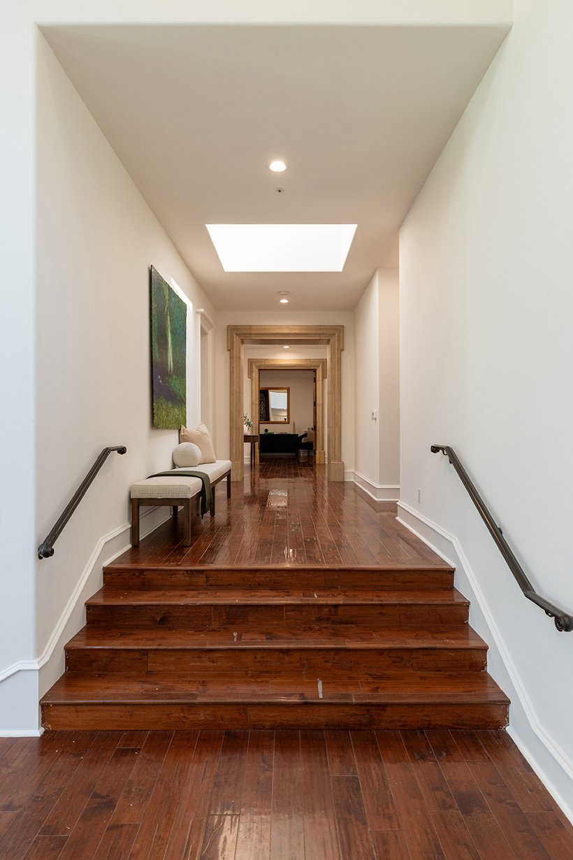 3364 Clerendon Rd, Beverly Hills