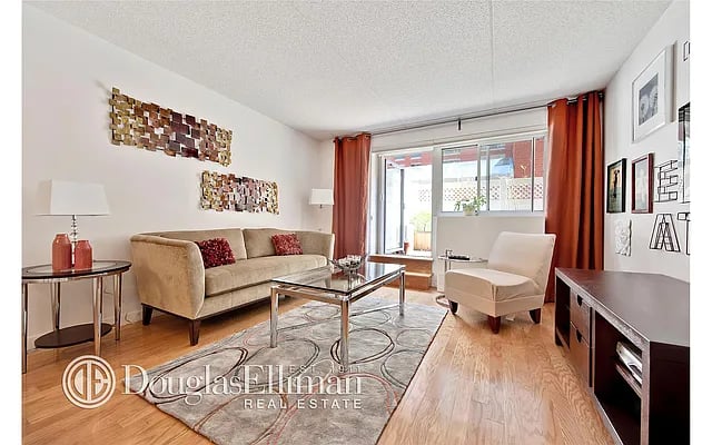 555 West 23rd Street Unit: S3C