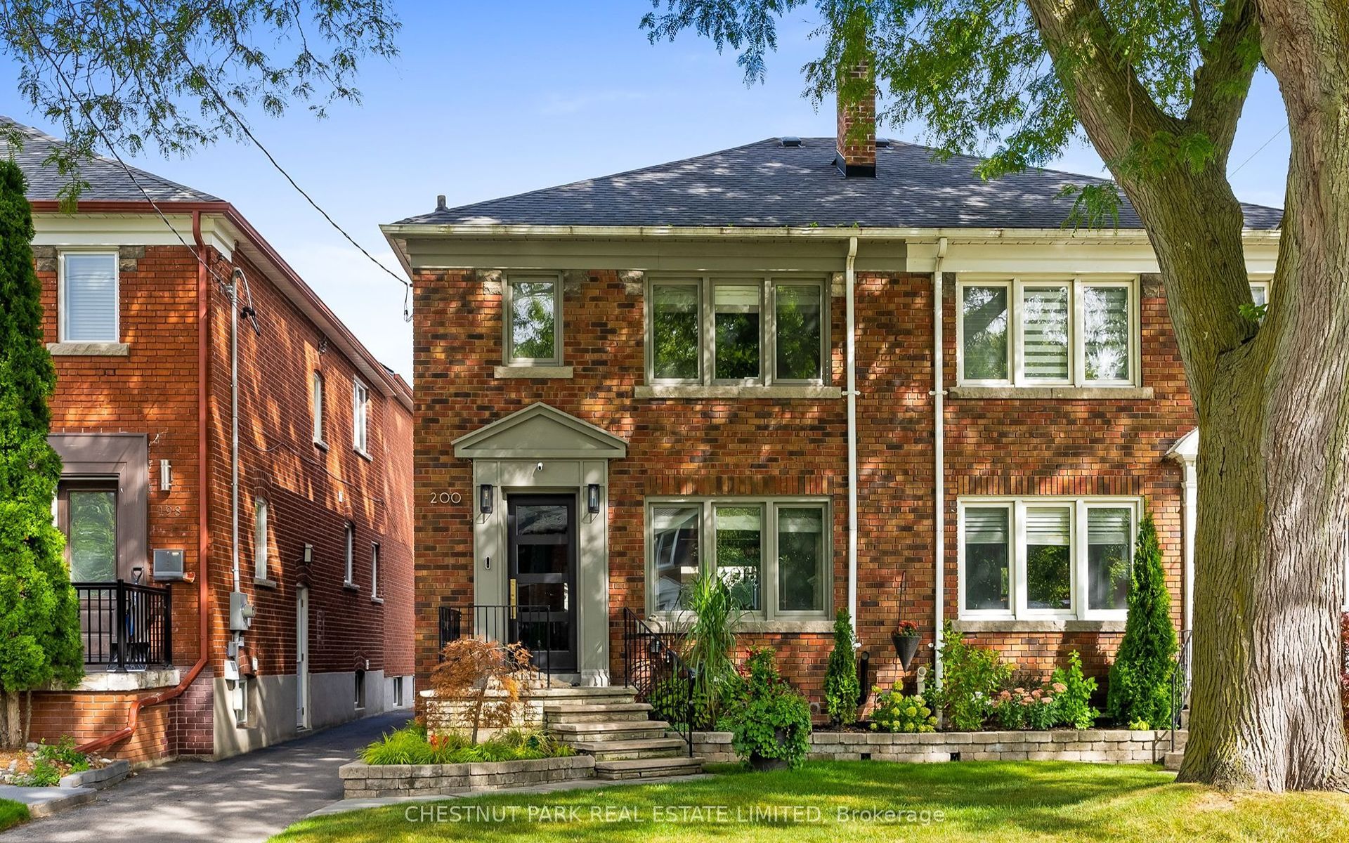 200 Divadale Dr