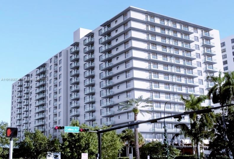 The Plaza Of Bal Harbour, Unit 315
