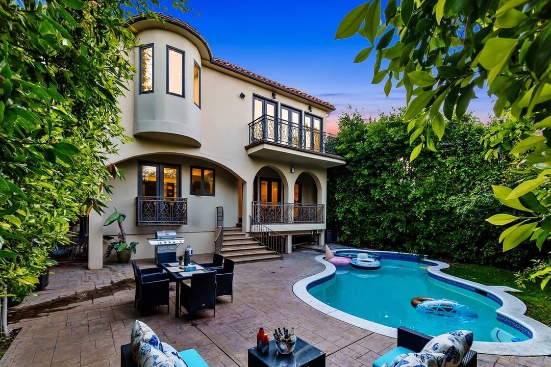 Valley Opulent