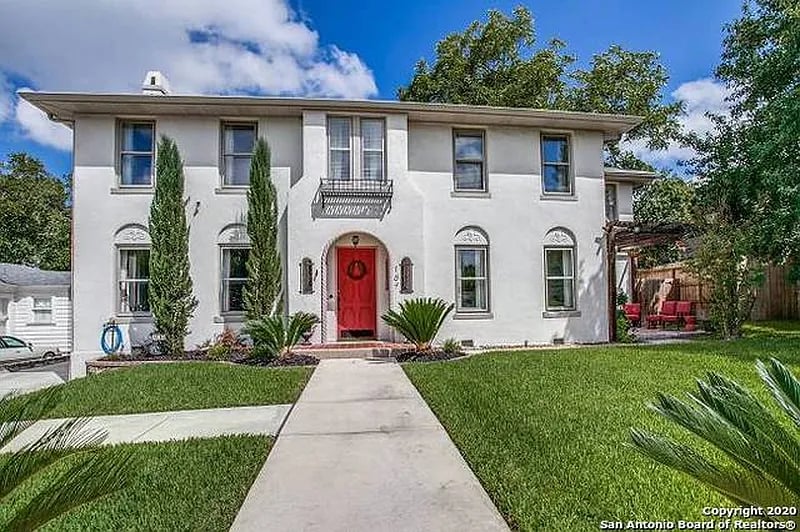107 Wildrose Ave