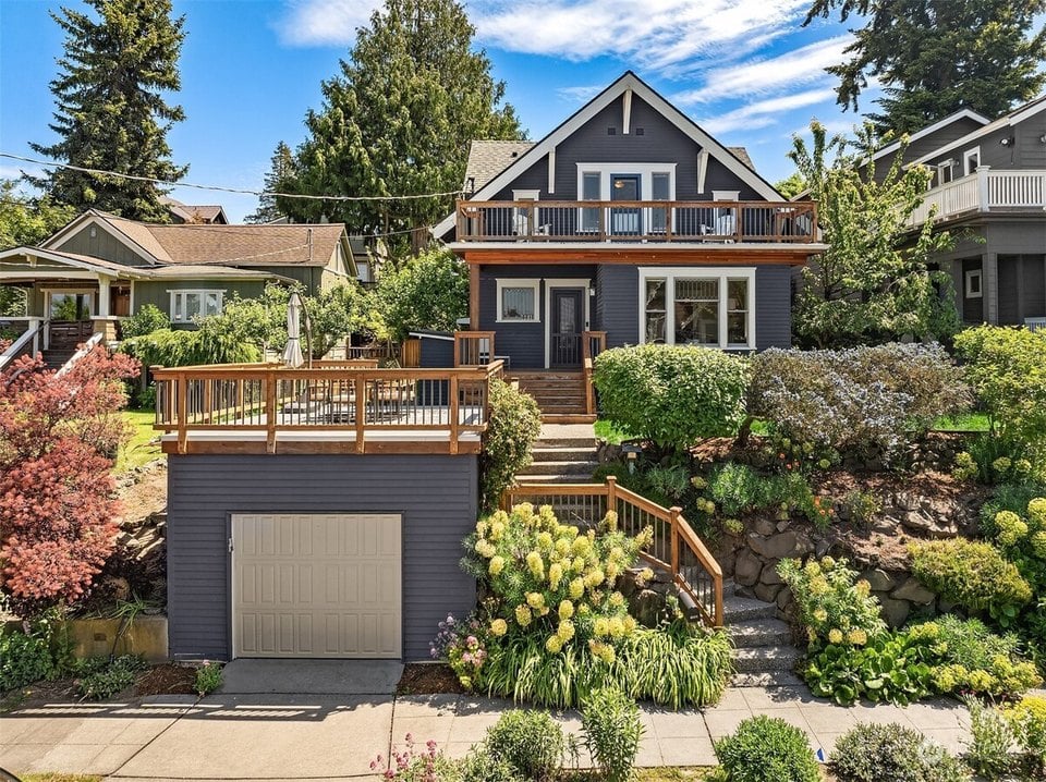 Why Your Home's First Weekend on the Market Can Make All the Difference