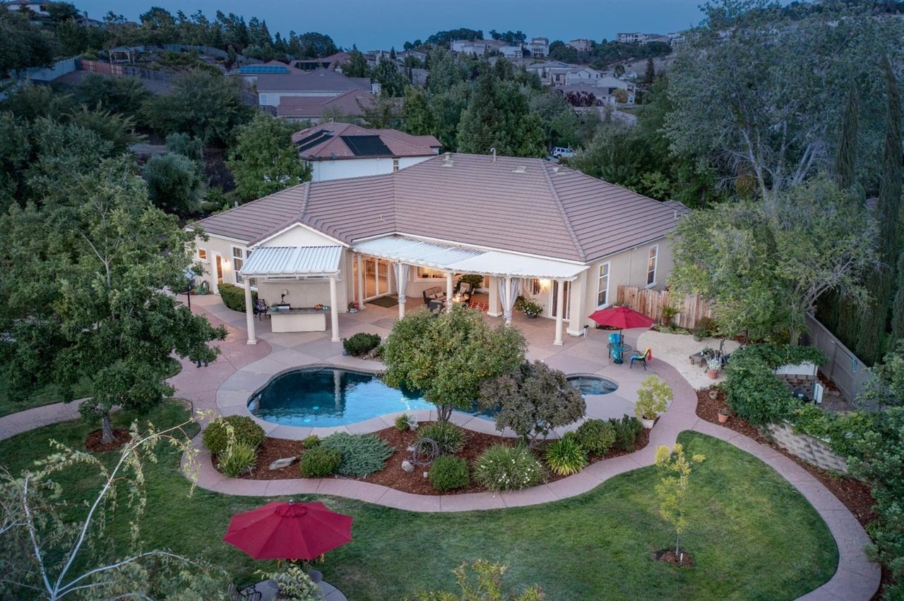 2106 Frascati Dr