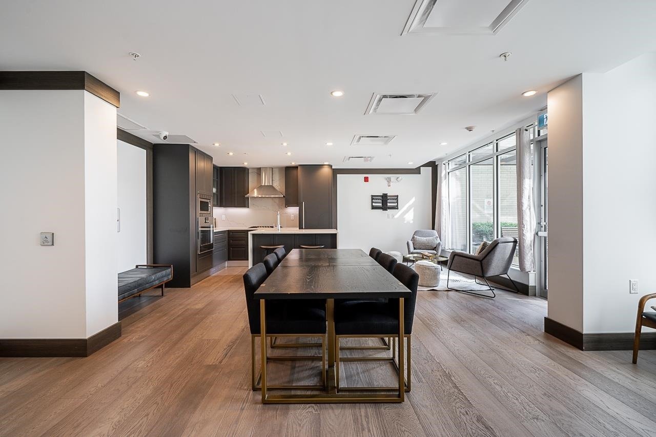 5733 Alberta St, #605