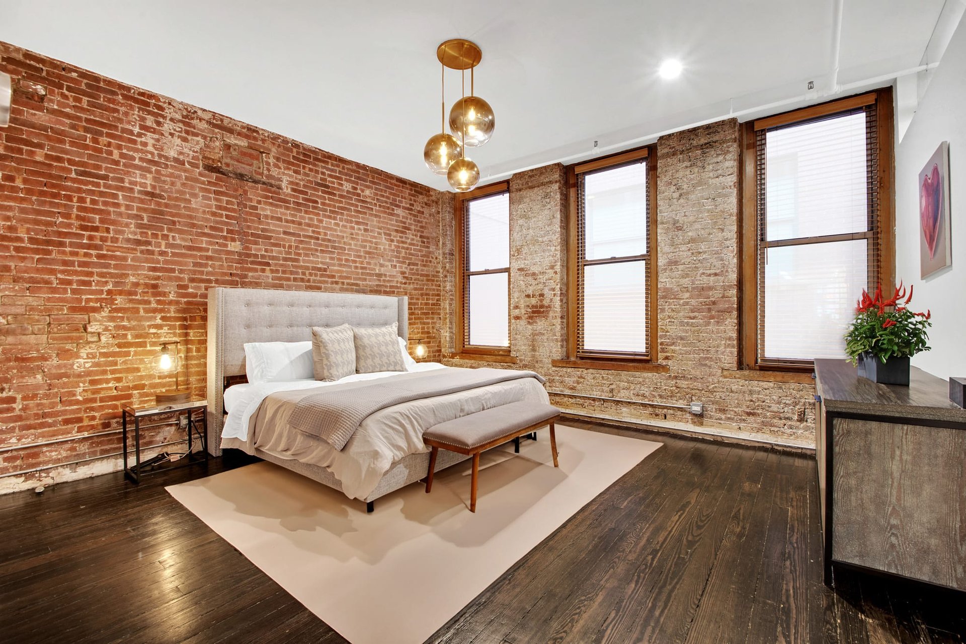399 Washington Street, 4