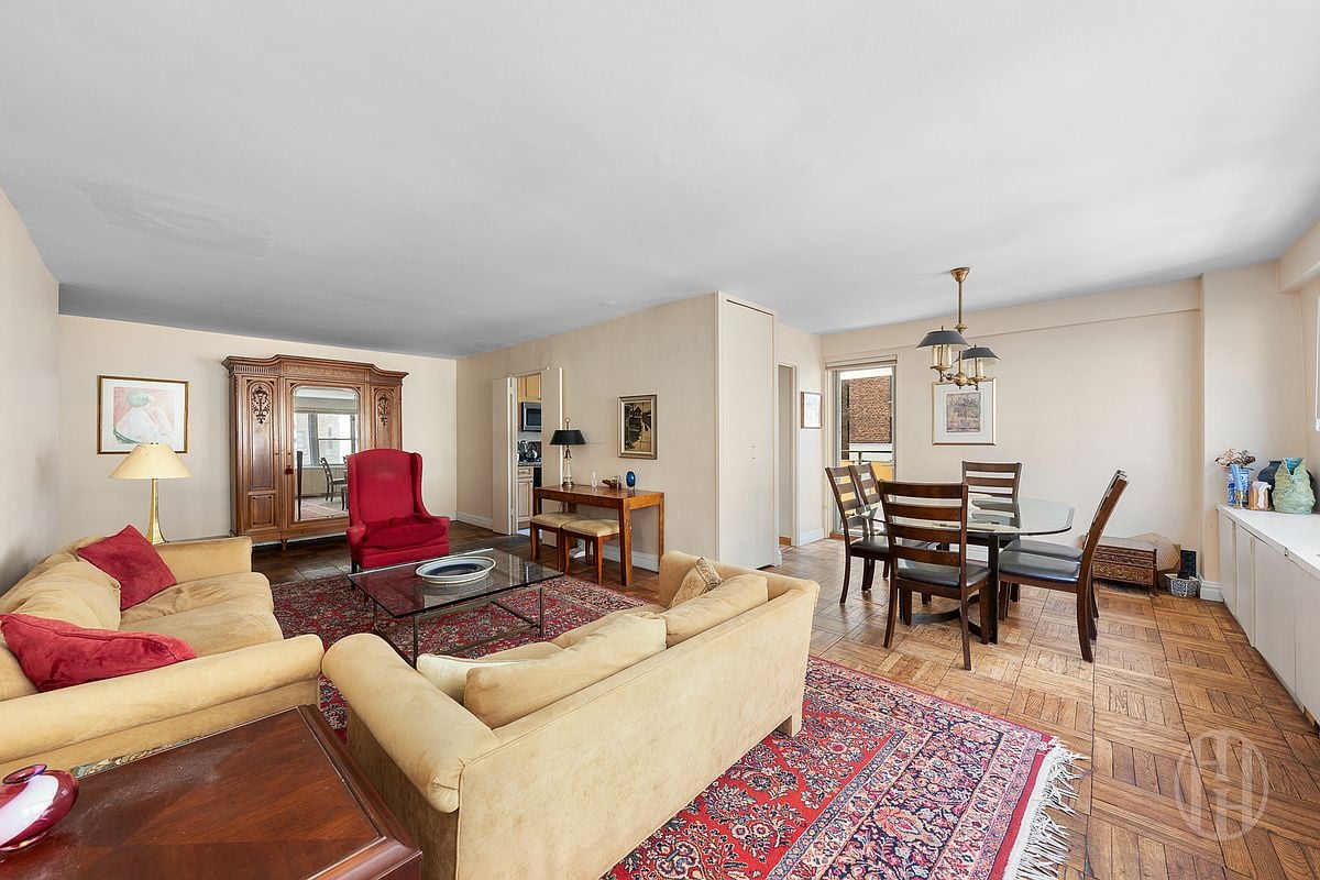 15 West 72nd Street