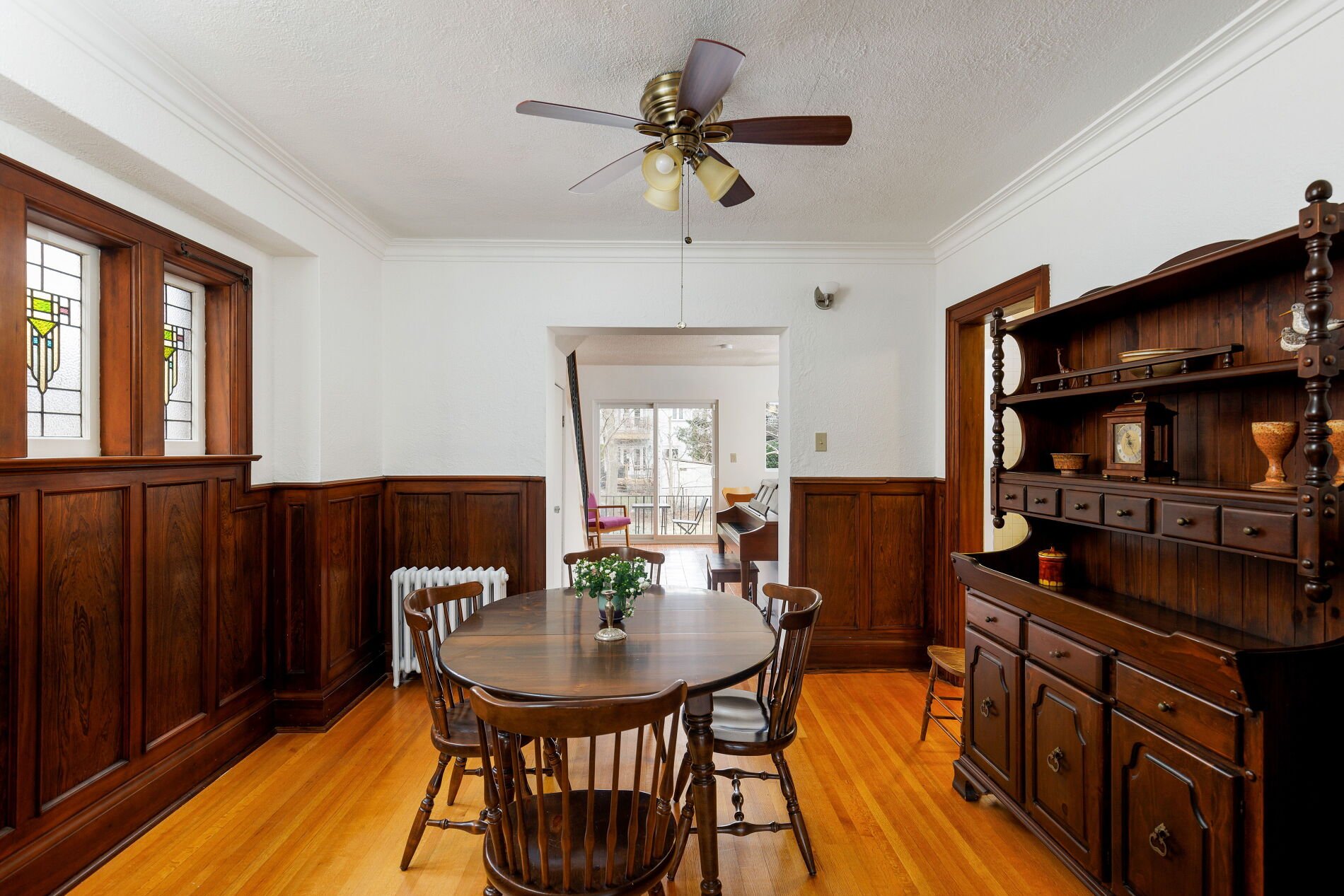 Detached Leaside Family Home
