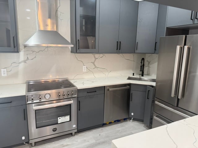 Loft Apartment in Court Square LIC