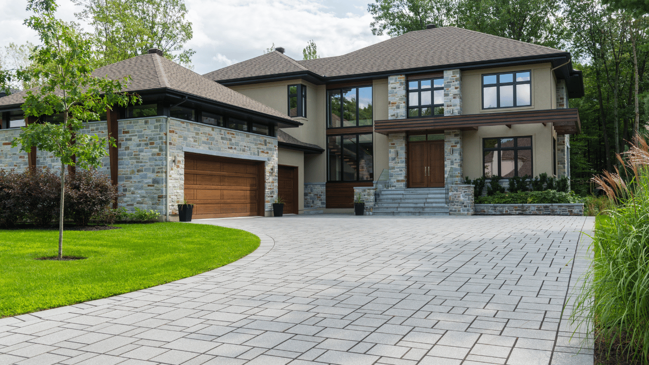 Prestigious Atherton, CA neighborhood 