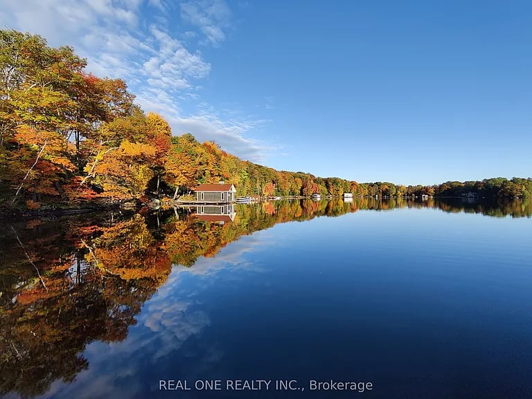1 Muskoka Estates Rd