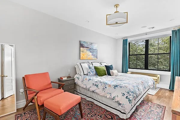 551 Saint Mark's Avenue