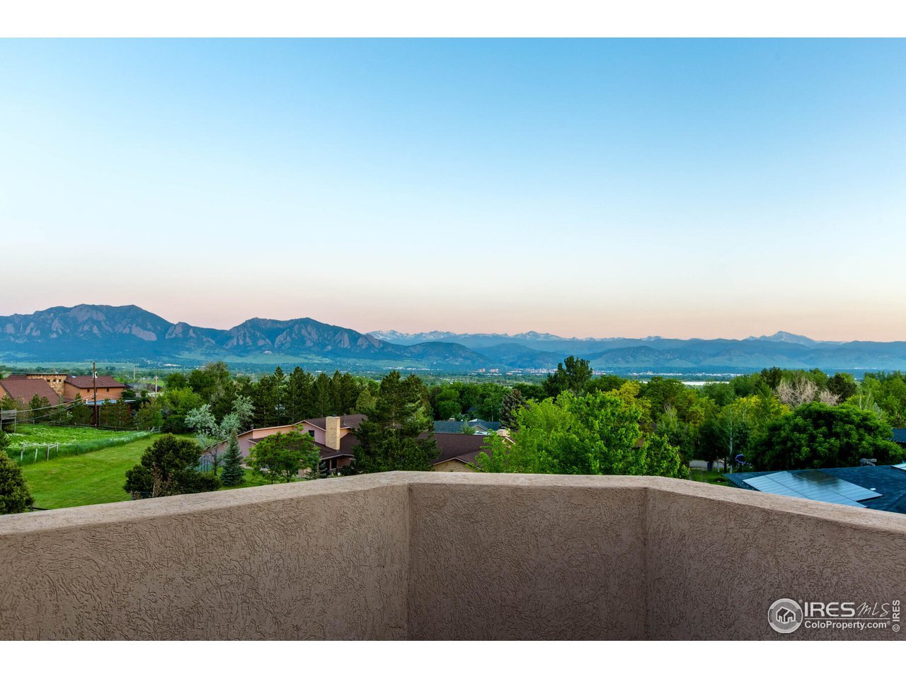 255 Barcelona Dr