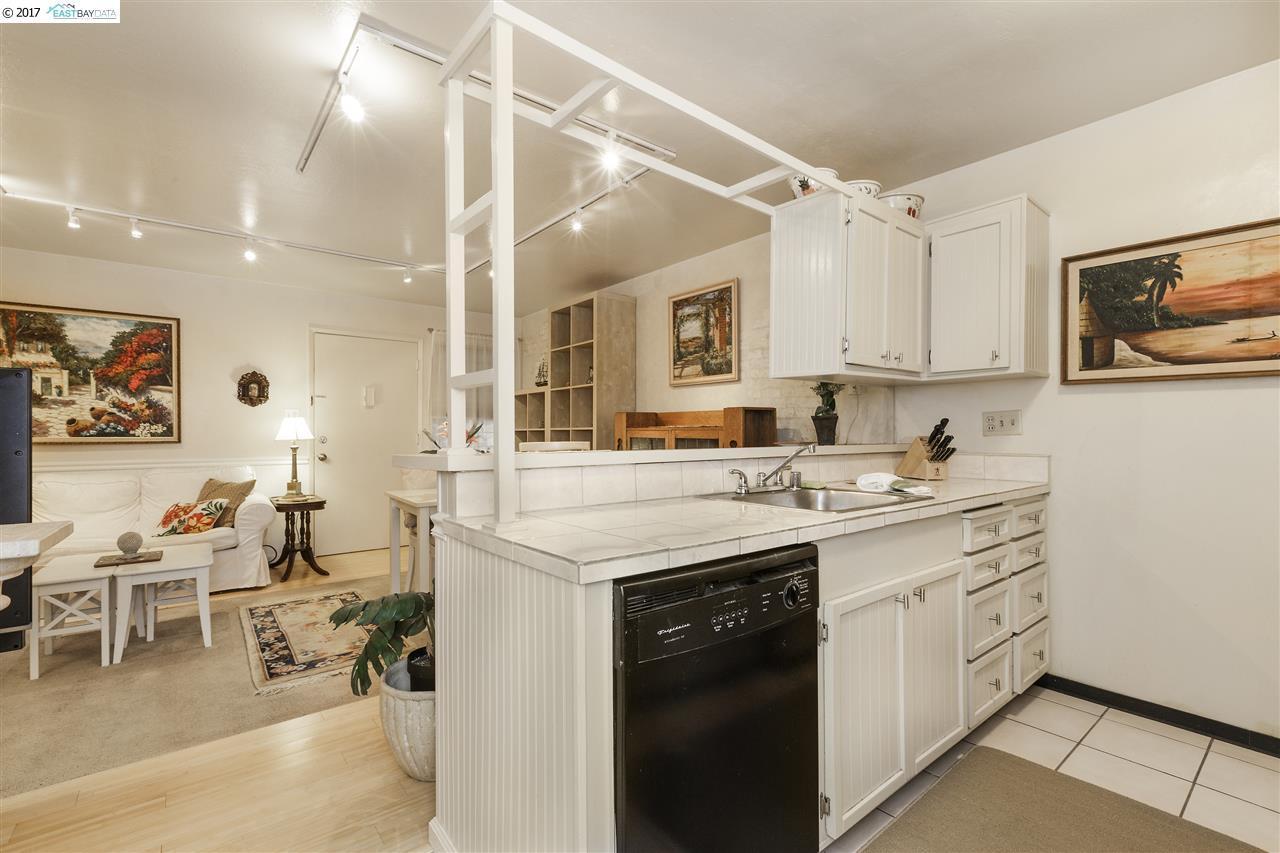 1428 Madison #202
