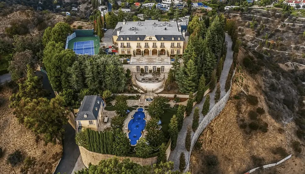 $69 Million European Inspired Estate In Beverly Hills (PHOTOS)