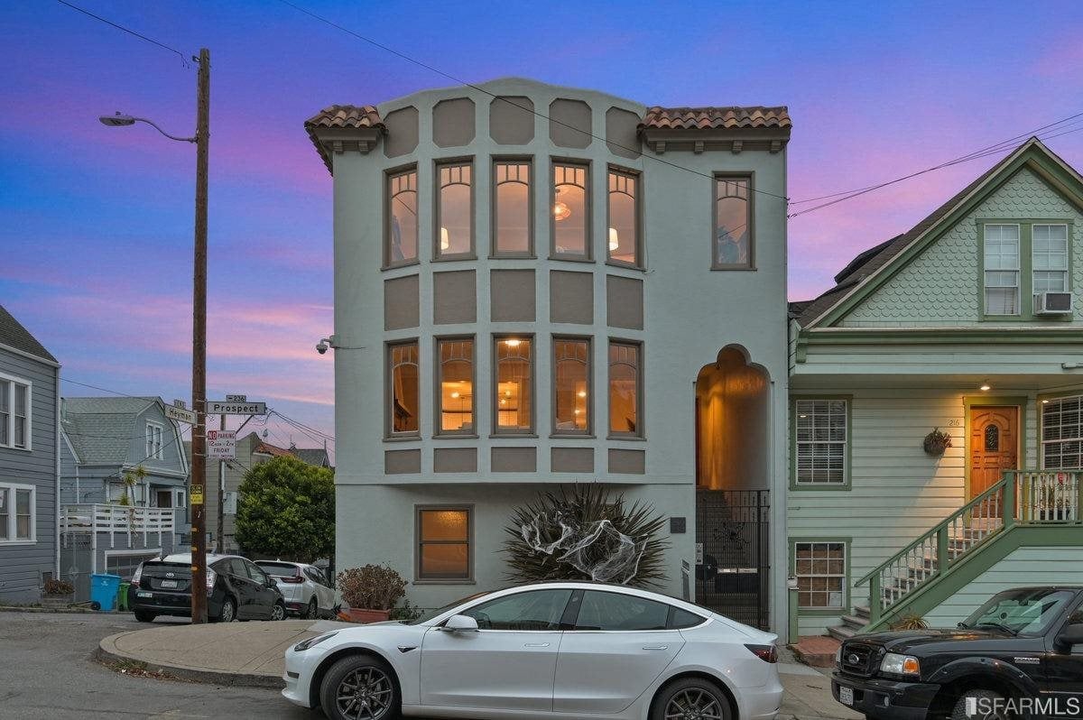 230 Prospect Ave