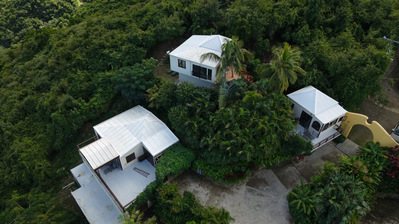 1105 Villa Botanica