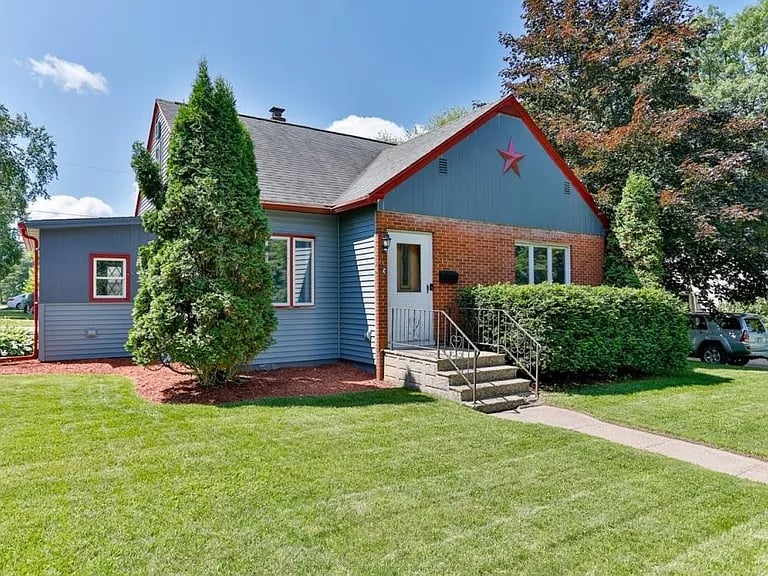 517 Weston Ave