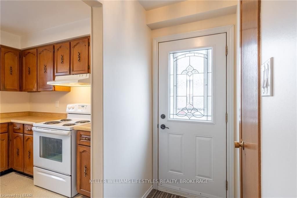 230 Clarke Rd 54