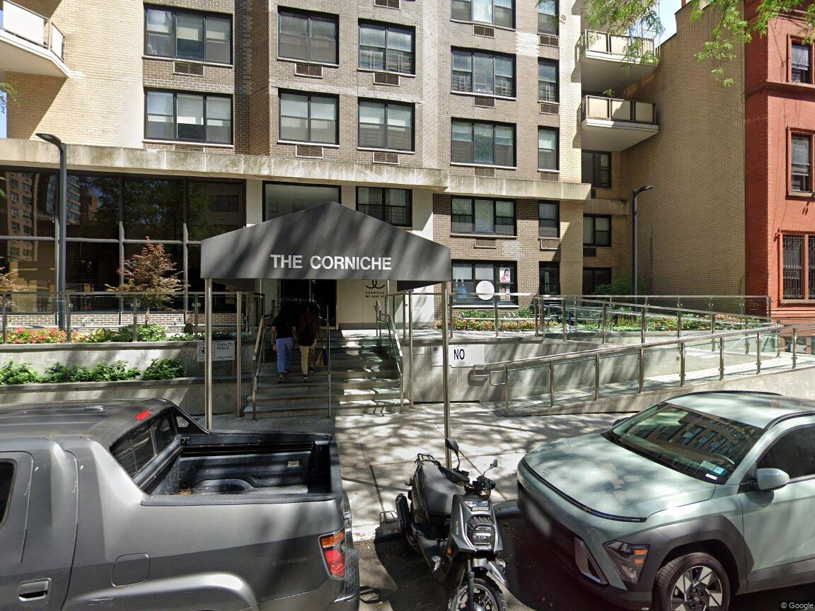 301 East 87th Street Unit: 25E