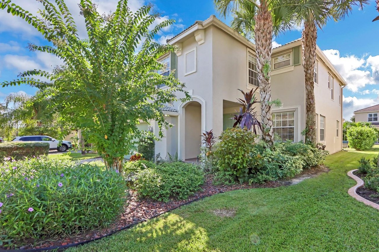 11965 SW Bennington Cir