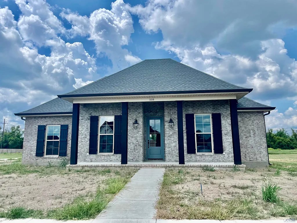 518 Lancaster Dr