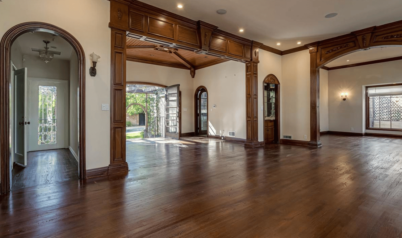 509 N Beverly Dr