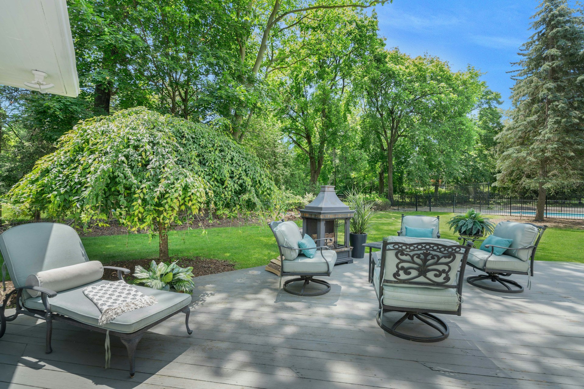 225 Glen Road