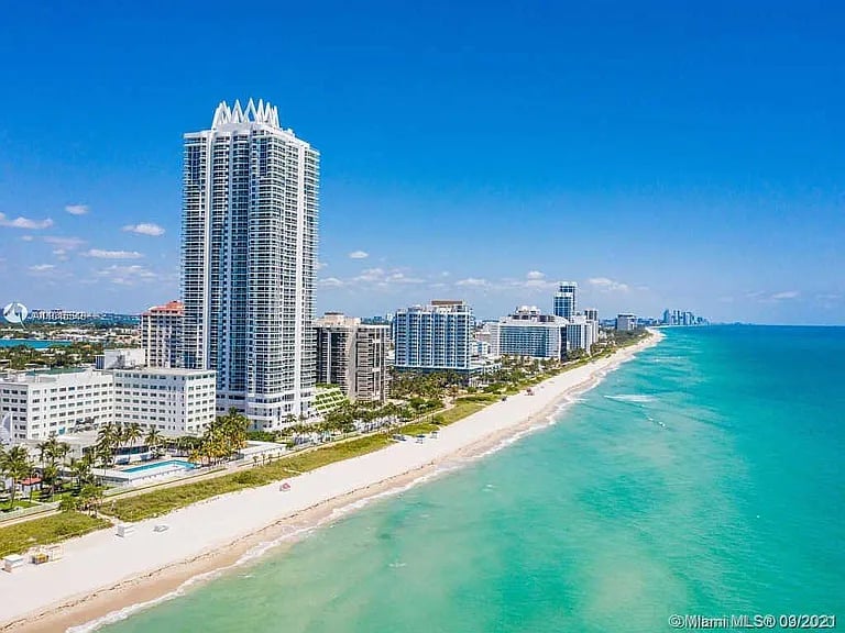 6365 Collins Ave Apt 908