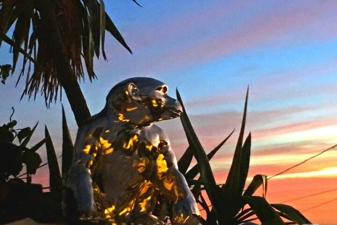 Monarch Pavilion, Beverly Grove Dr, 90210