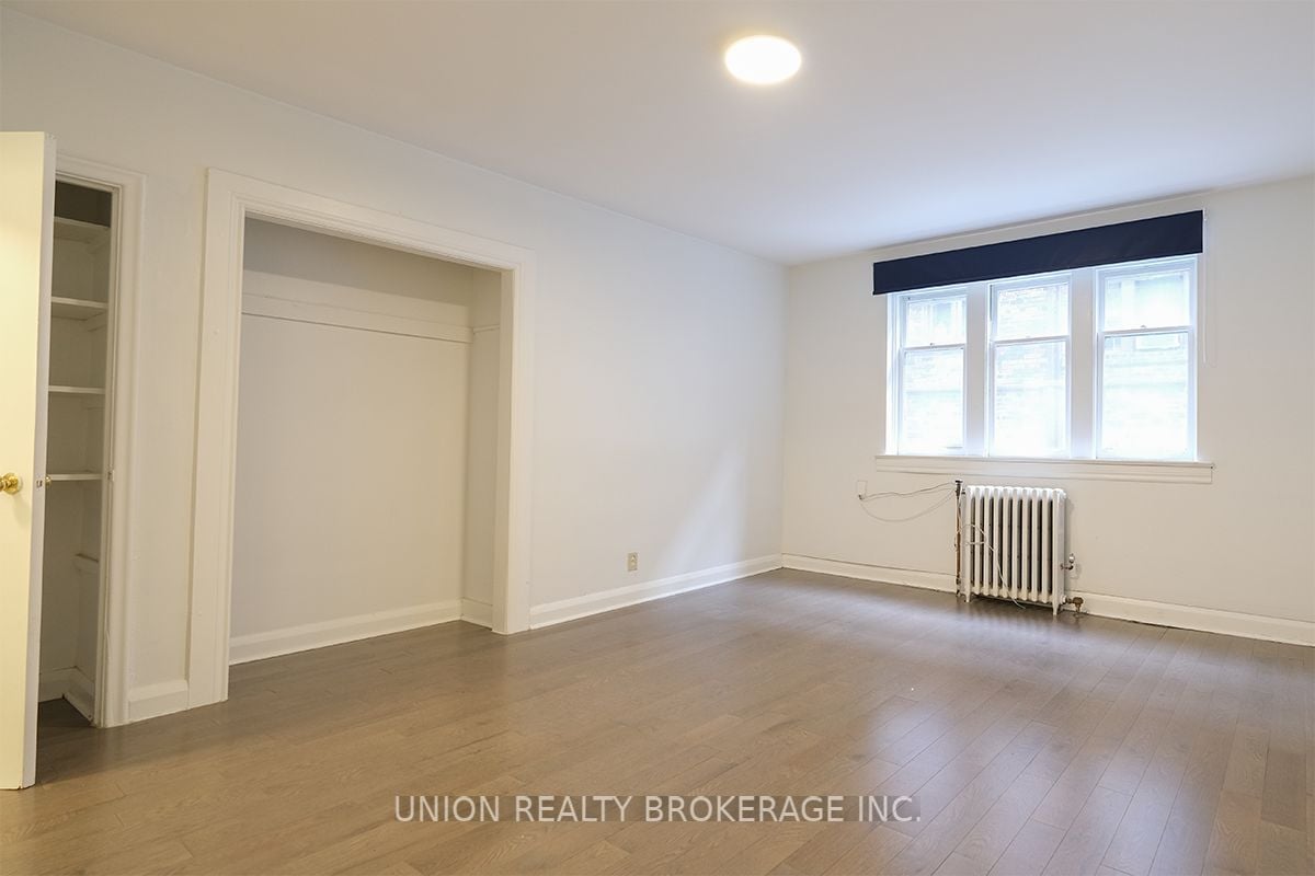 84 Willow Ave, #26