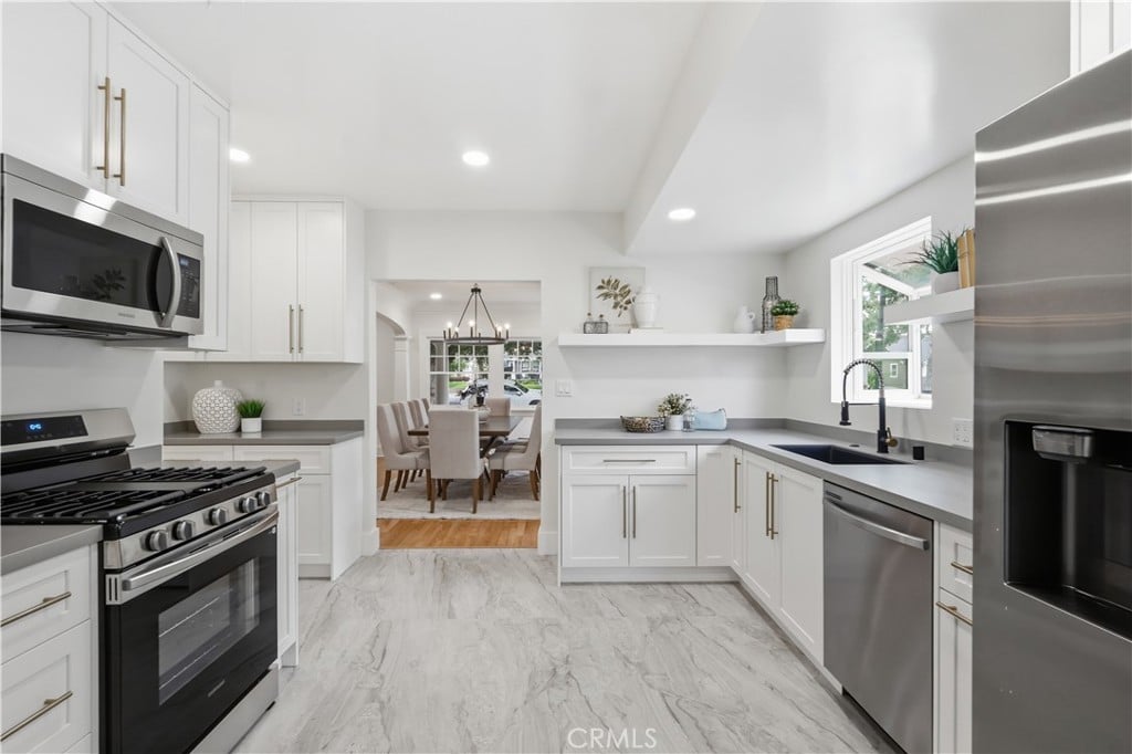 349 N Glendora Ave, Glendora
