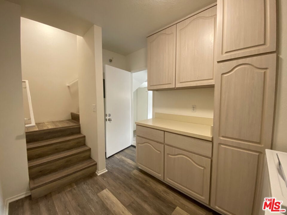 227 S Catalina Ave #6