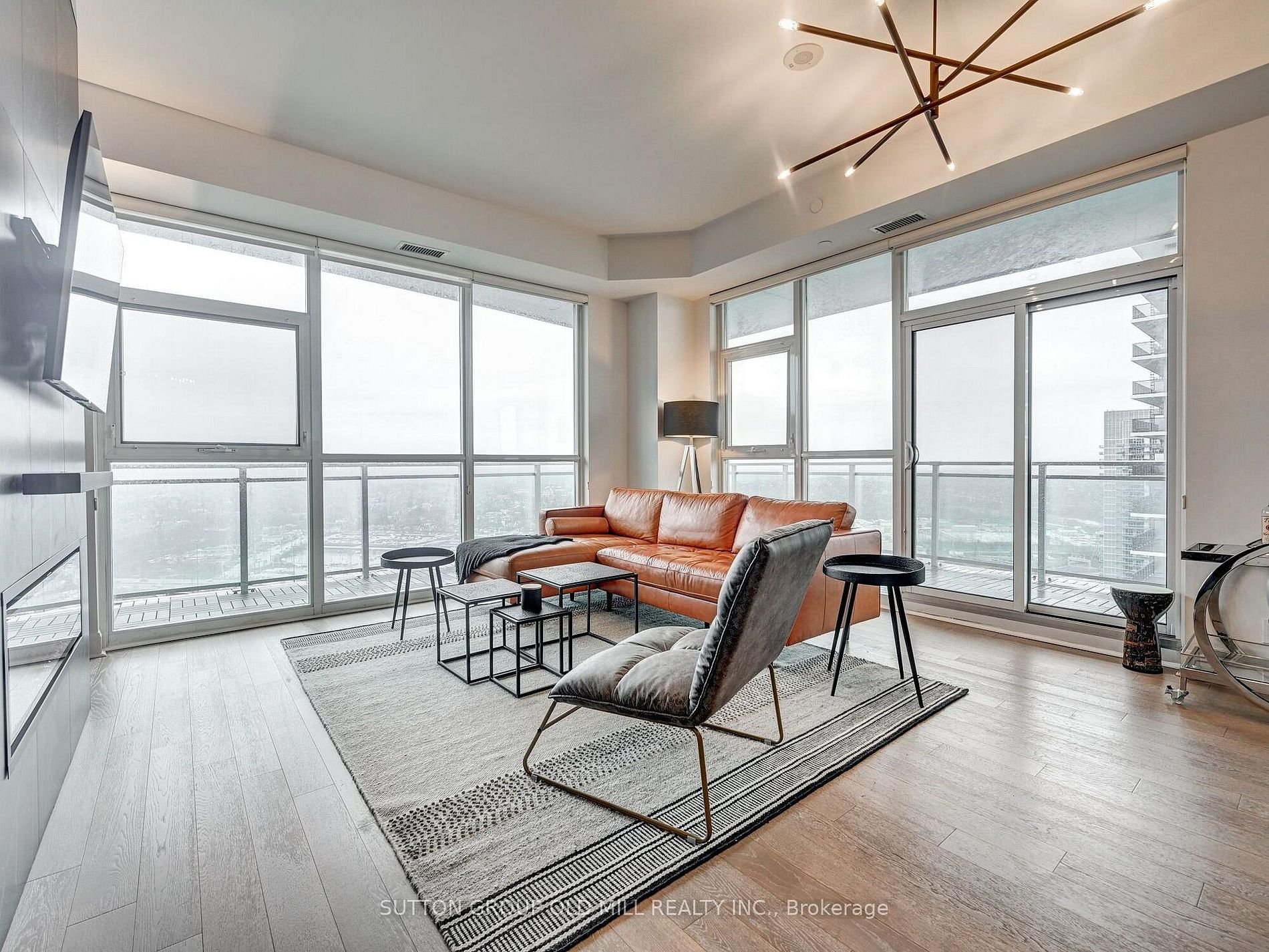 RESIDENCE WITH THE VIEWS 