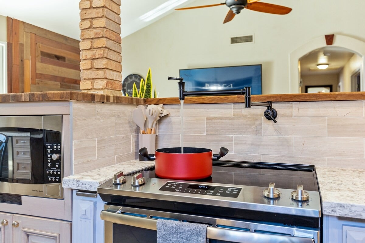 AZ Relocation? Heated Pool, Game & Exercise Room