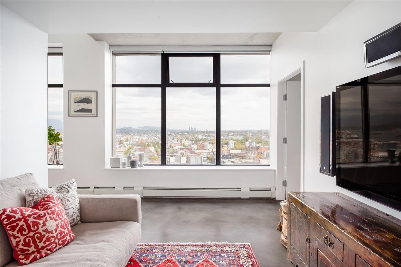 108 W Cordova St, PH3