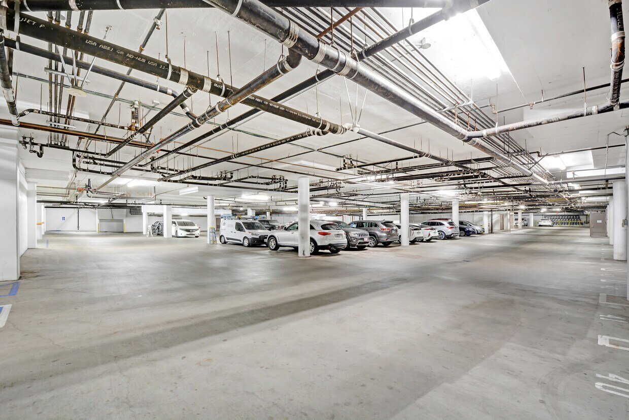 261-269 S San Pedro St