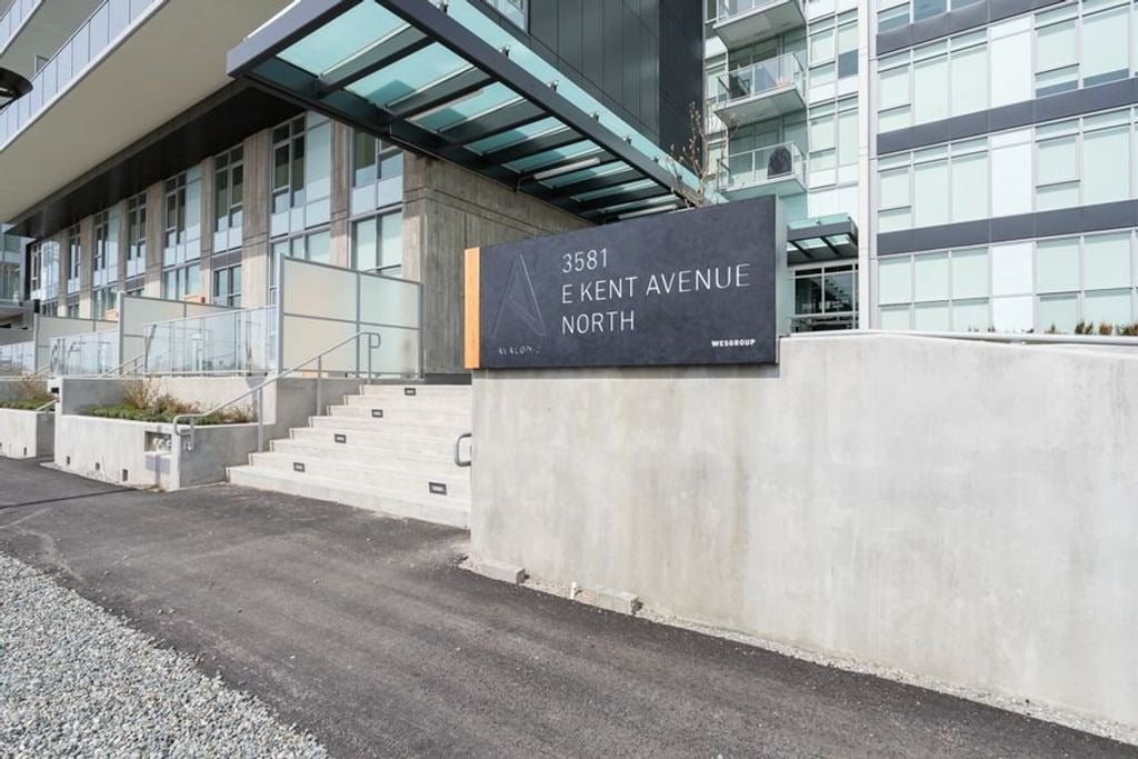 3581 E Kent Ave N, #608