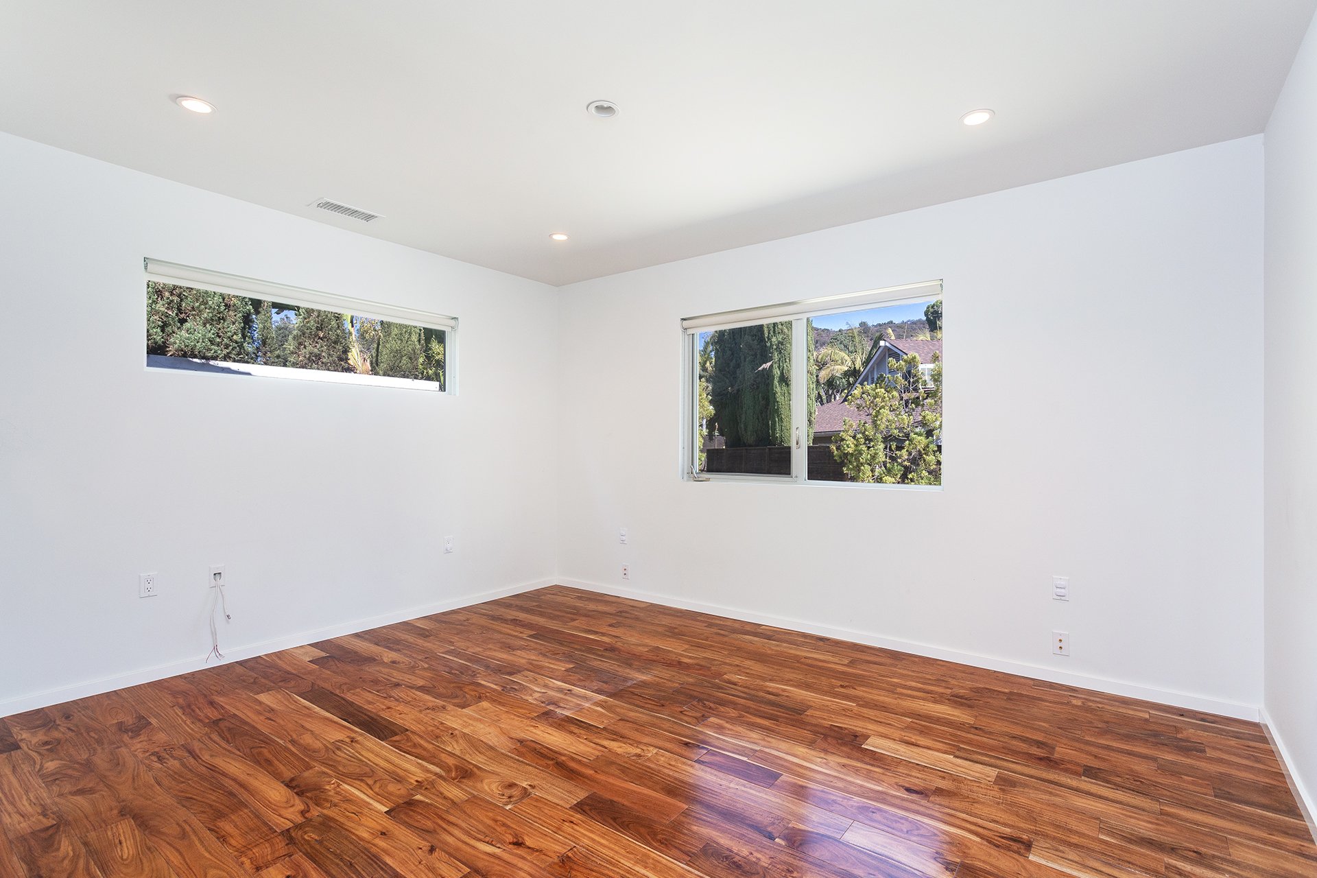 8040 Okean Ter, Briar Summit