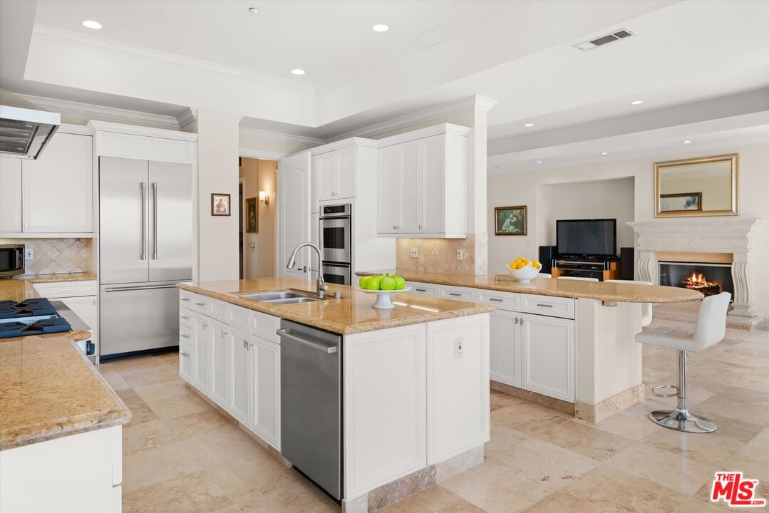 Puesta Del Sol St, 90265