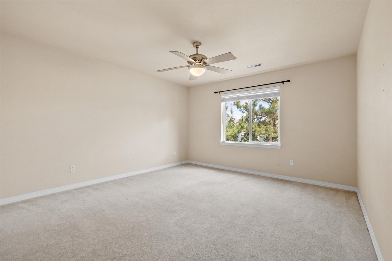 61148 Foxglove Loop