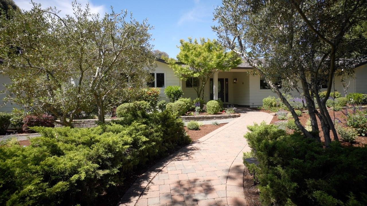 285 Ridgeway Rd