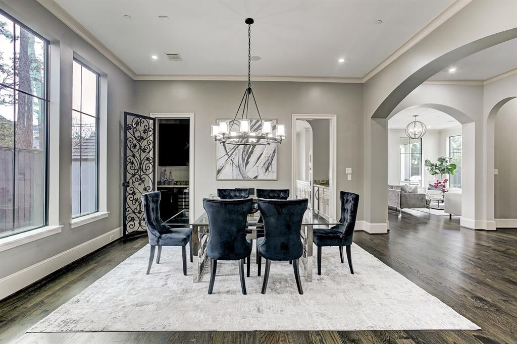 11313 Surrey Oaks Ln