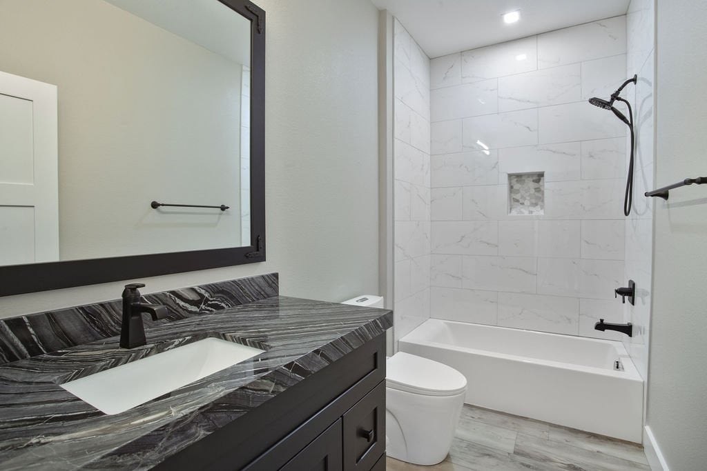 Just Listed: Spectacular Views, Ski Proximity, and Unmatched Convenience at Stone River Ranch!