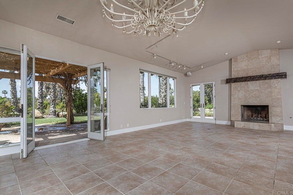 6944 Rancho Cielo