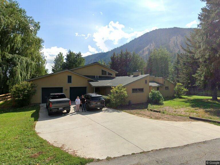 142 Meadows Loop