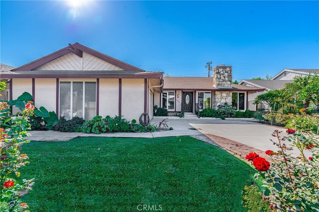 4544 Patricia Cir